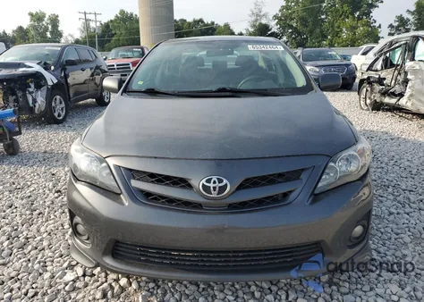 2013 Toyota Corolla Base из США, поврежденный, VIN 2T1BU4EE1DC015031